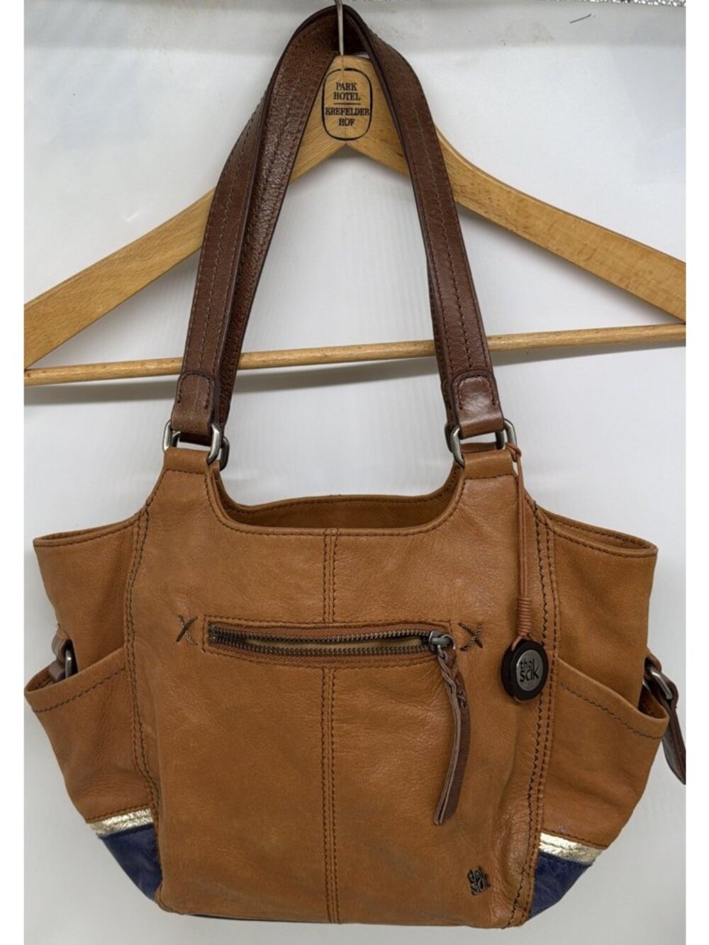 The Sak Kendra Satchel Purse Supple Leather Blue Gold Accents Lots Of Pockets